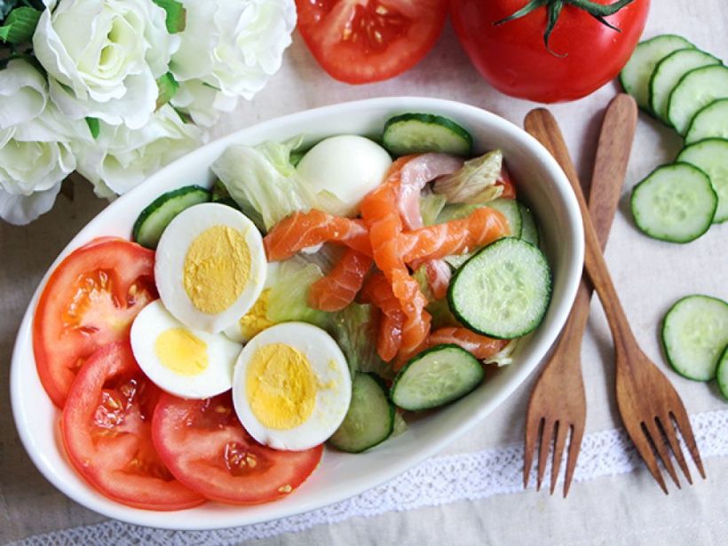 三文魚生菜沙律