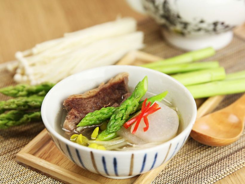 白蘿蔔牛仔骨湯