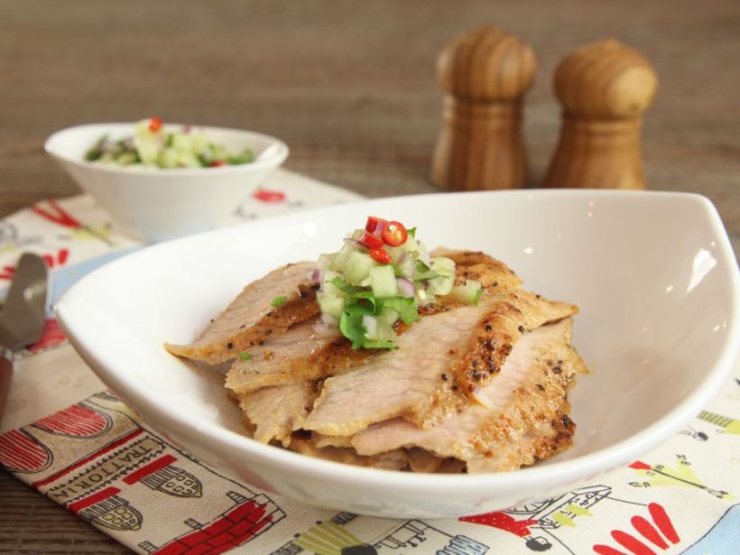 豬頸肉配蜜瓜沙律