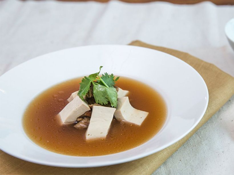 雞樅菌豆腐湯