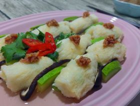 清蒸竹笙釀蝦膠